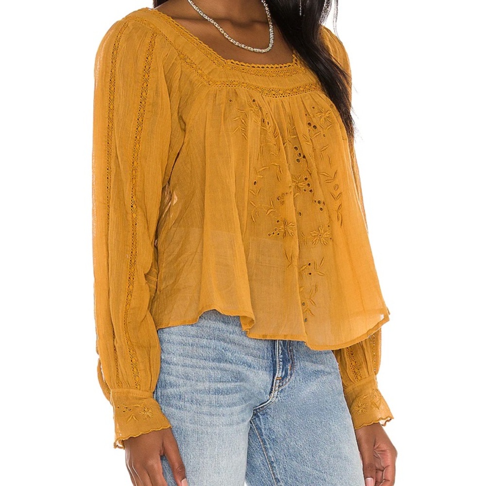 Free People Faraway Fields Top - in Golden Syrup